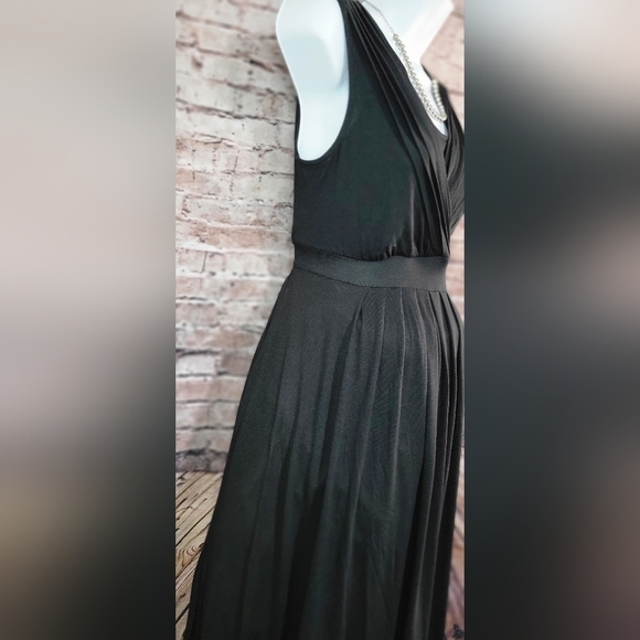 Liz Lange Maternity Sleeveless Midi Tie Back Dress XS - Picture 3 of 5